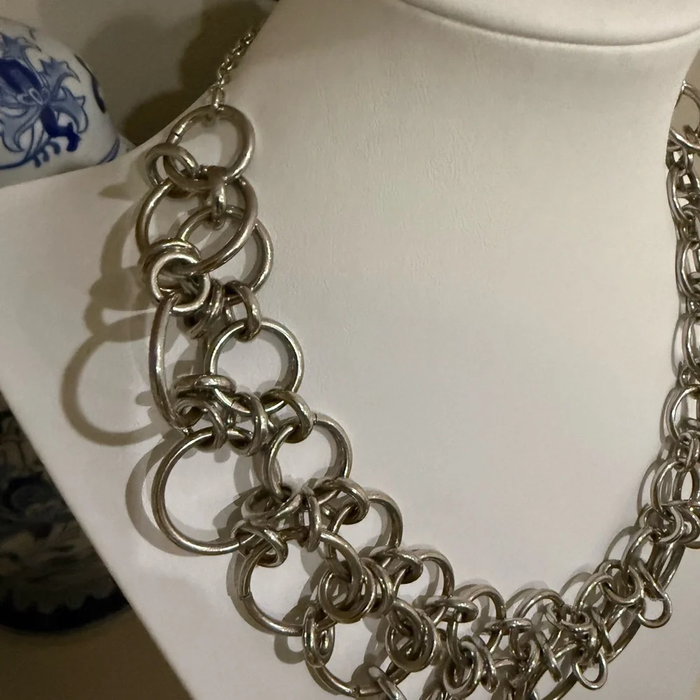Cato Silver Toned Chunky Interlocking Circle Statement Necklace